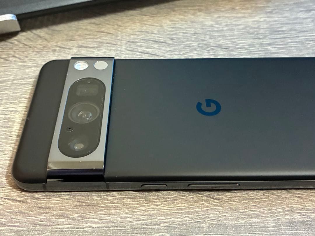 Google Pixel 8 Pro ブラック SIMフリー 箱 レンズカバー付