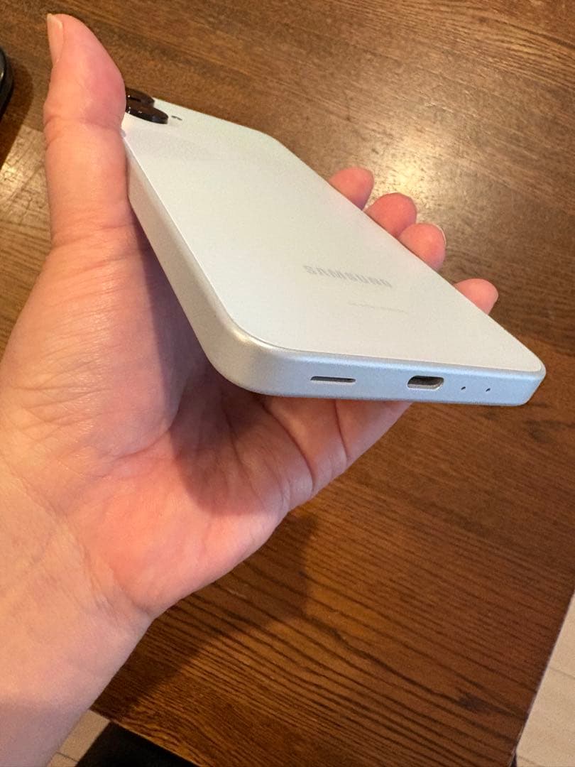 Galaxy A25 SIMフリー au購入 残債なし 初期化済み 美品 箱あり