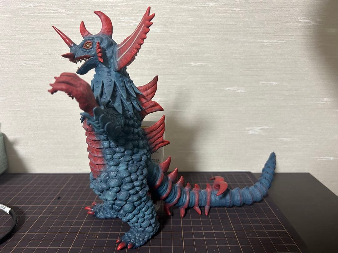 ウルトラ大怪獣シリーズ5000EX 黒雲超獣 レッドジャック