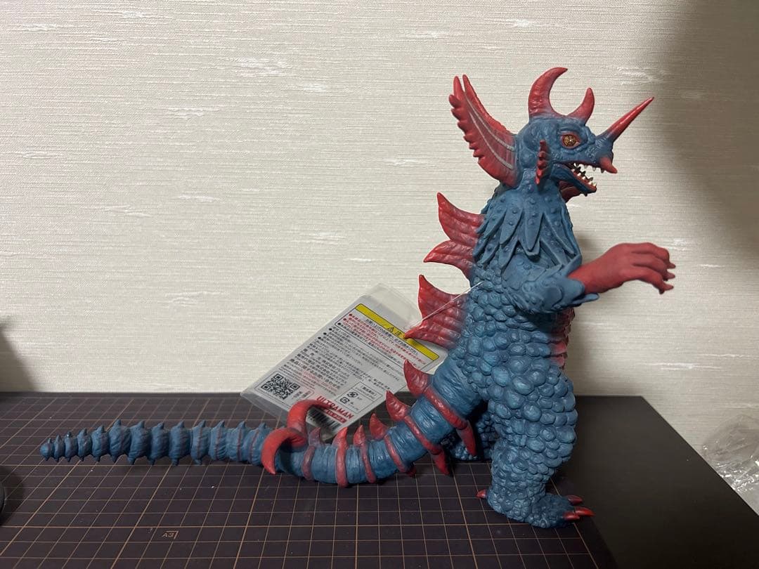 ウルトラ大怪獣シリーズ5000EX 黒雲超獣 レッドジャック
