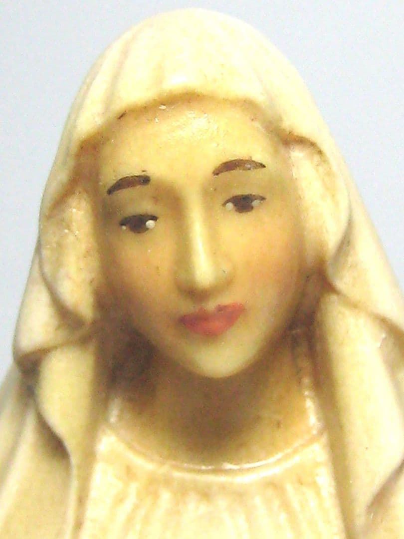 信者さん向け本物のマリアさま　マリア像　マリア様　12cm 　木彫り　イタリア製
