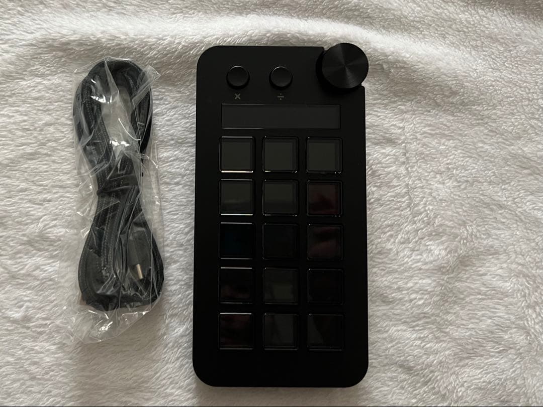 ストリームコントローラー 18 マクロキー ストリームデック 左手デバイス