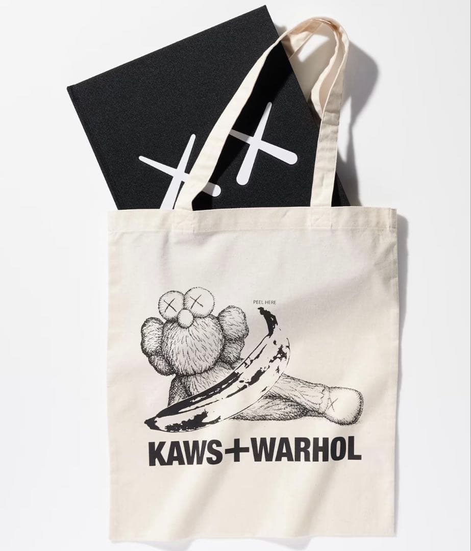 届いたままの未開封品　KAWS UNIQLO カウズ ユニクロ アートブック