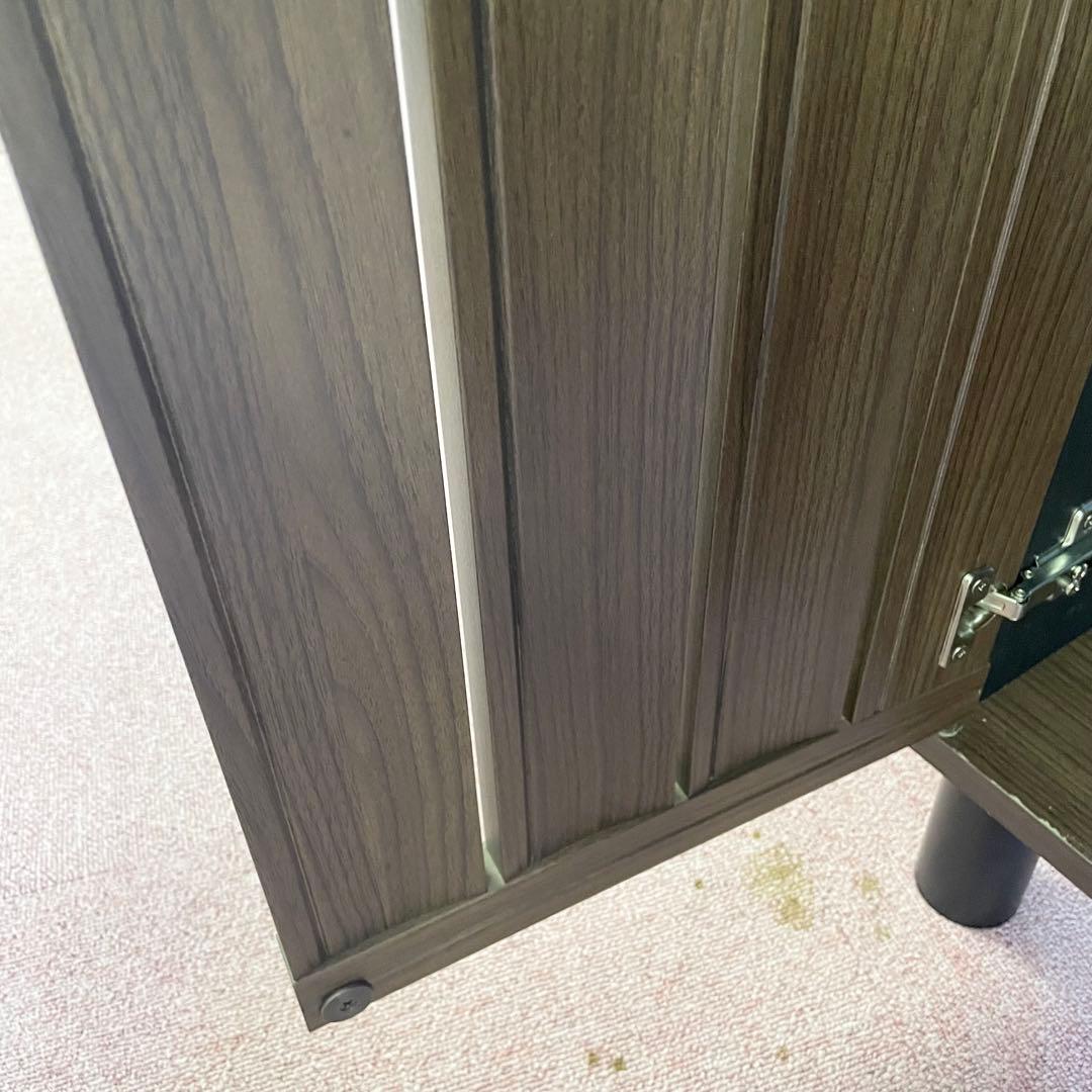 スリット入りシューズボックス スリッパラック付き