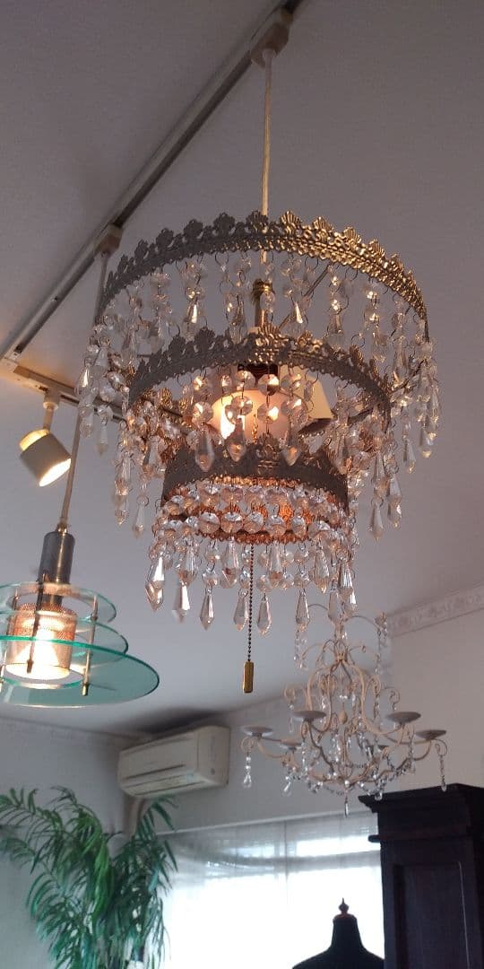 アンティークシャンデリア 小型 可愛い 幻想的