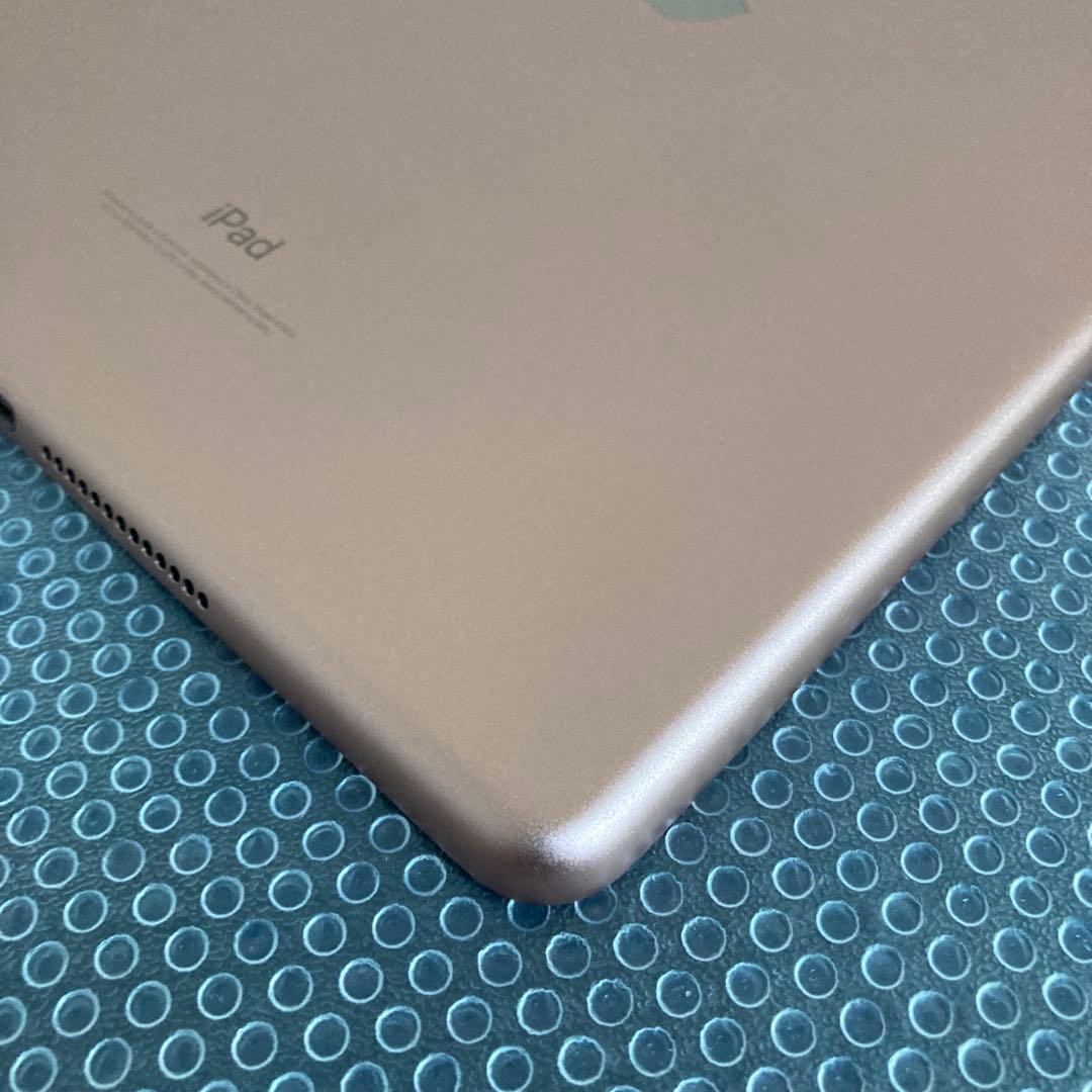 576【早い者勝ち】電池最良好☆iPad6 第6世代 32GB SIMフリー☆