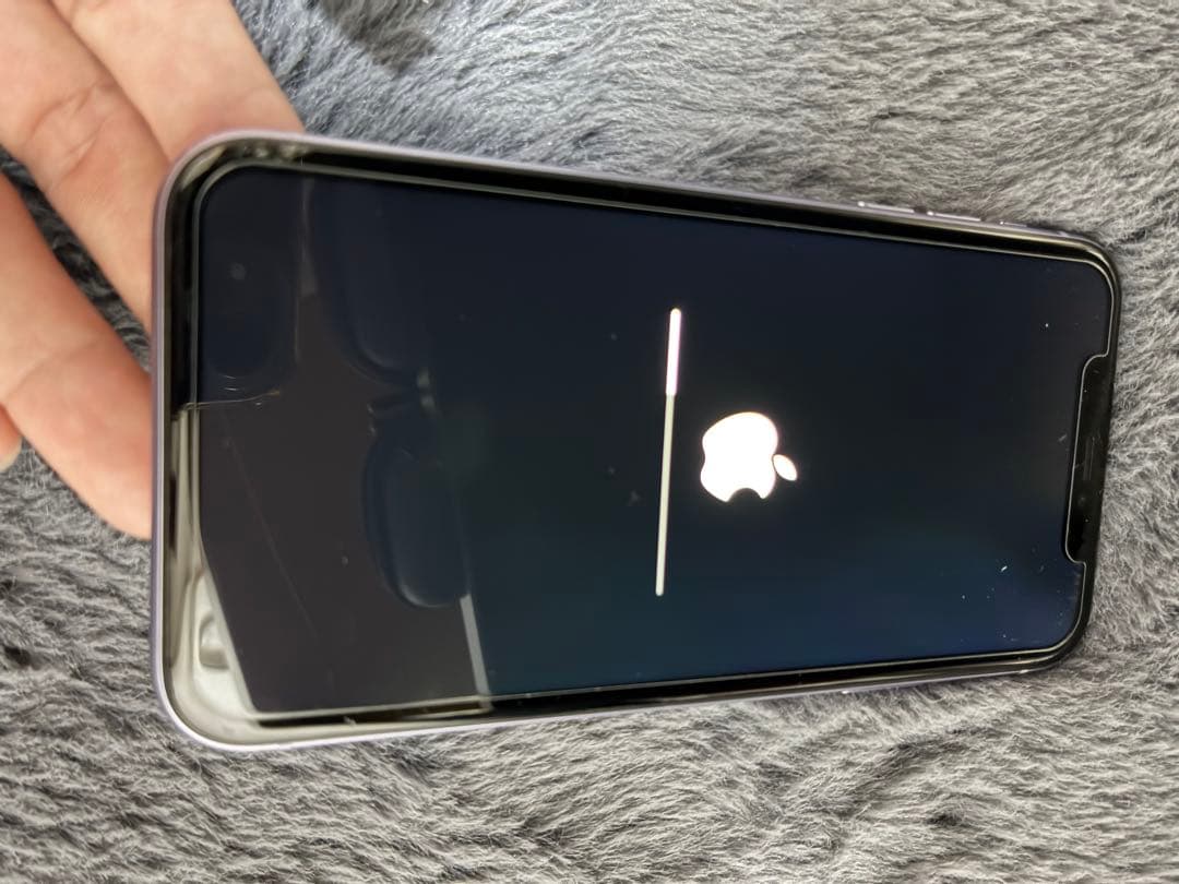 ゆ*ほ様 Apple iPhone 11 パープル 本体