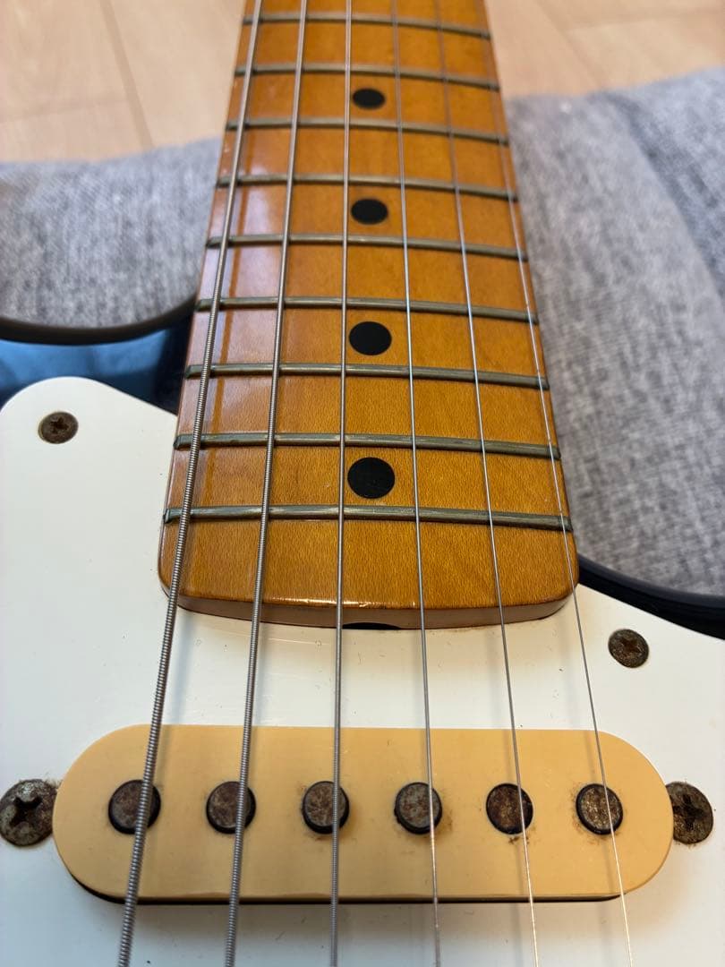 Fender Japan ST57-55 Eシリアル