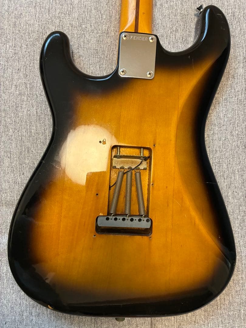 Fender Japan ST57-55 Eシリアル
