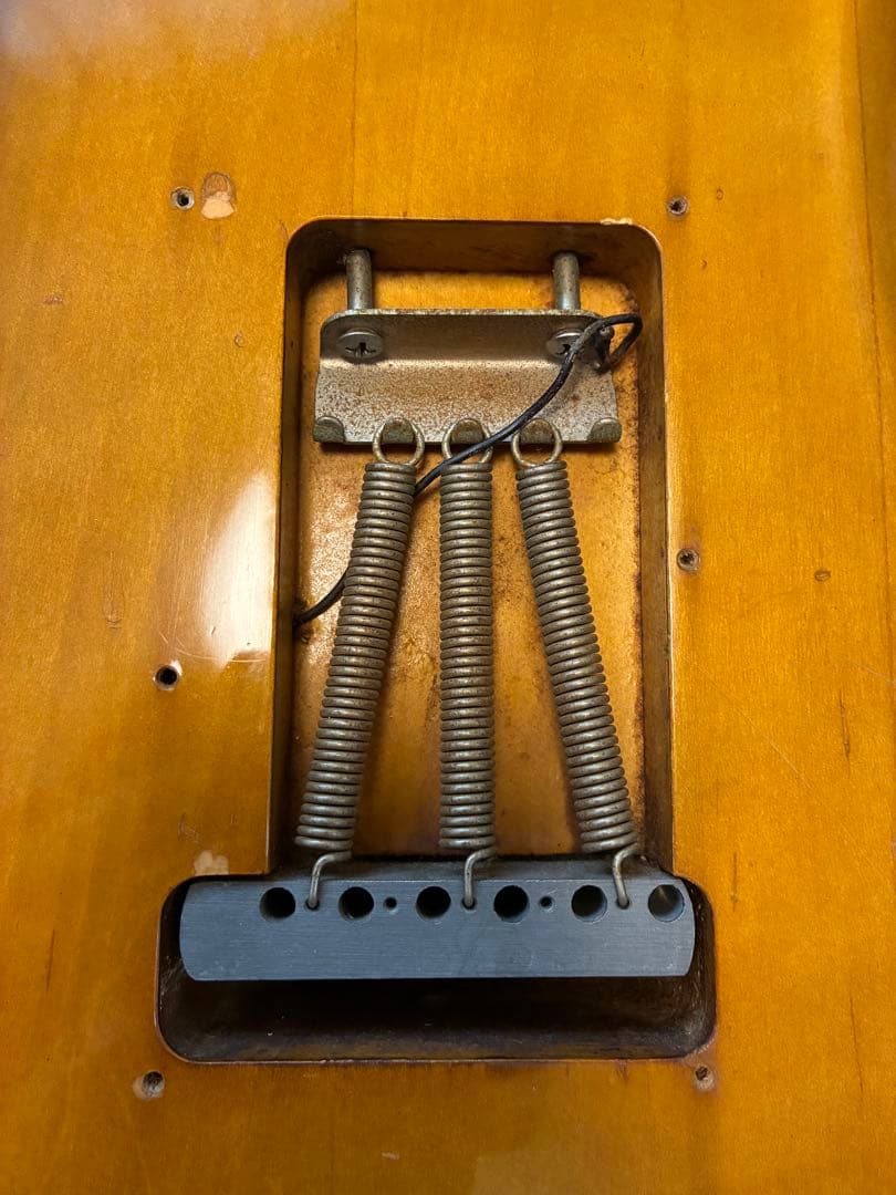 Fender Japan ST57-55 Eシリアル