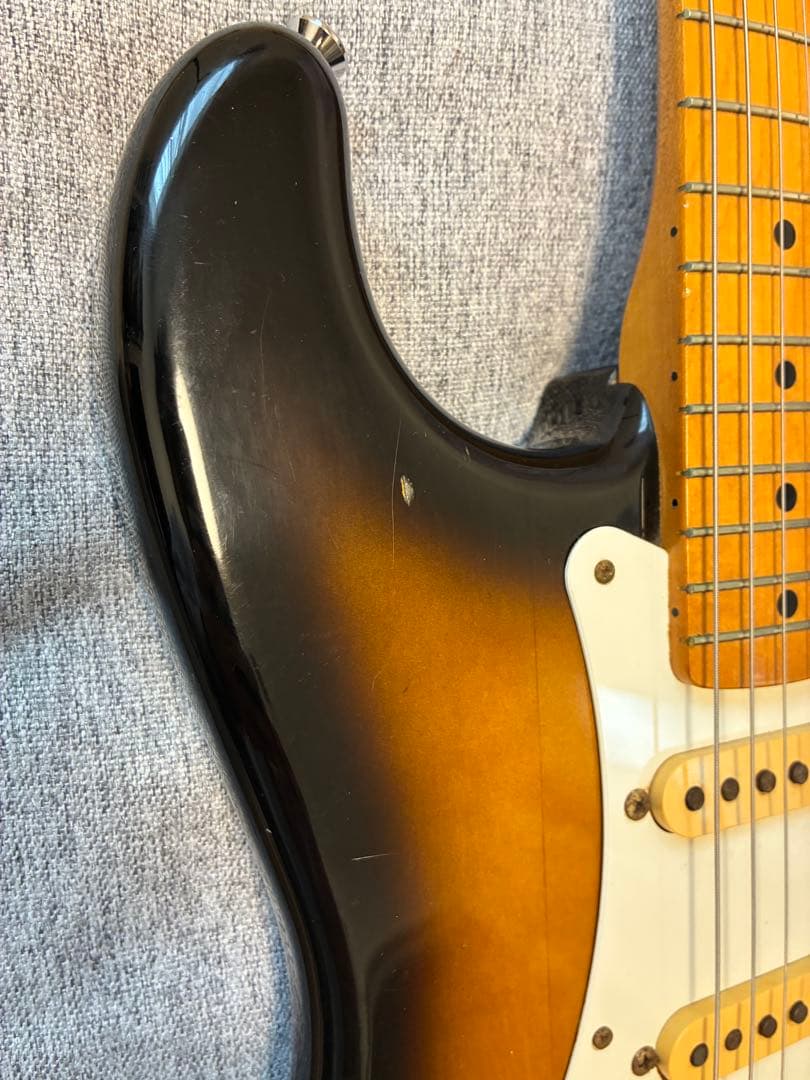 Fender Japan ST57-55 Eシリアル