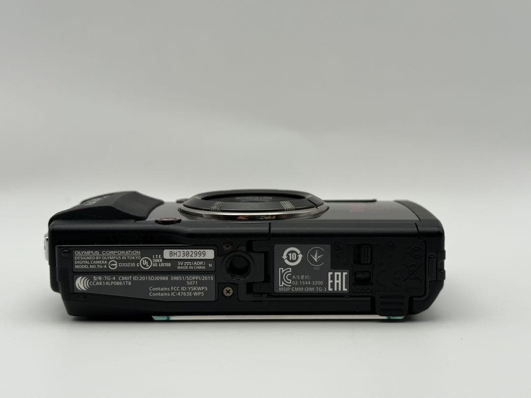 デジタルカメラ OLYMPUS TOUGH TG-4