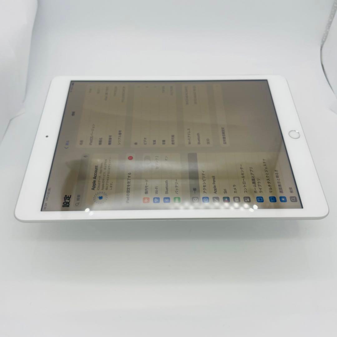 B 美品　iPad 7 第7世代　128 GB Wi-Fi シルバー　本体