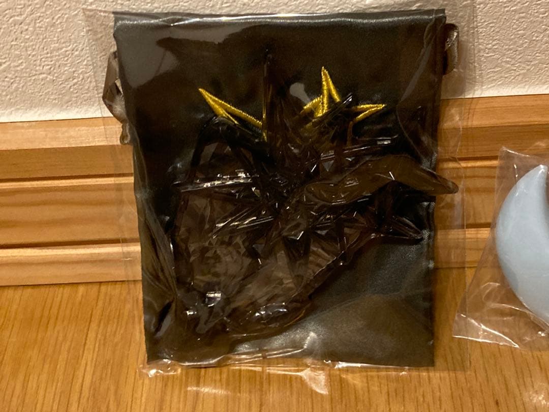 ポケモン　ブラッキー　フィギュア　ストラップ　ミラー