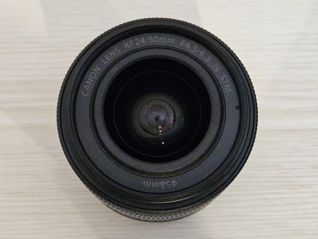 Canon RF24-50mm f4.5-6.3 IS STM レンズ