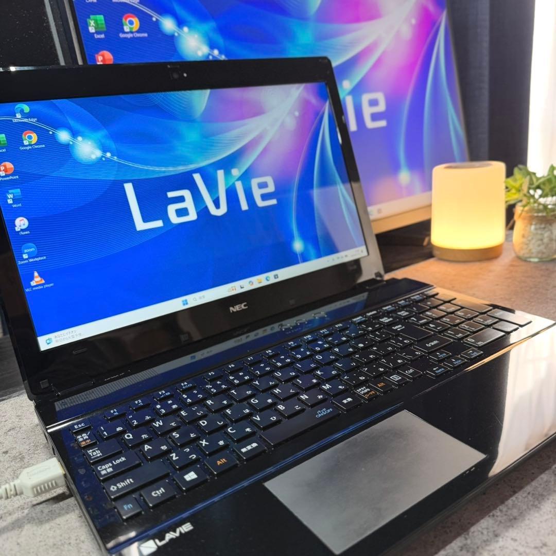 準美品 ノートパソコン 7世代i7 20GB 新品SSD 静音省電力 フルHD