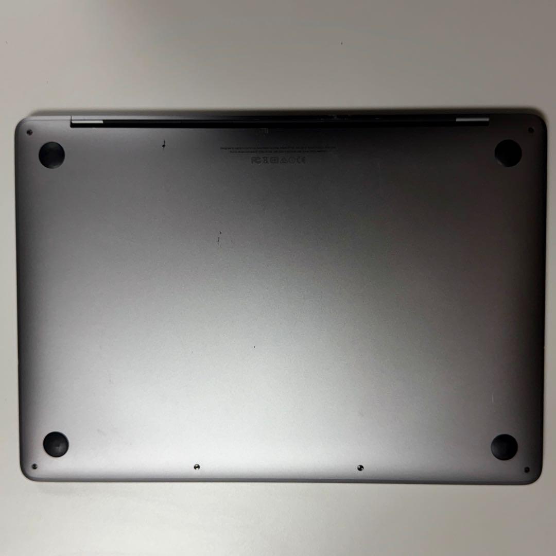 MacBook Pro 13インチ / スペースグレー / 256GB SSD