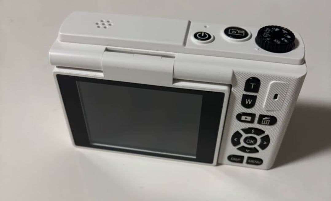 【超目玉✨️】デジカメ 5K 7500万画素 デジタルカメラ 180度回転可能
