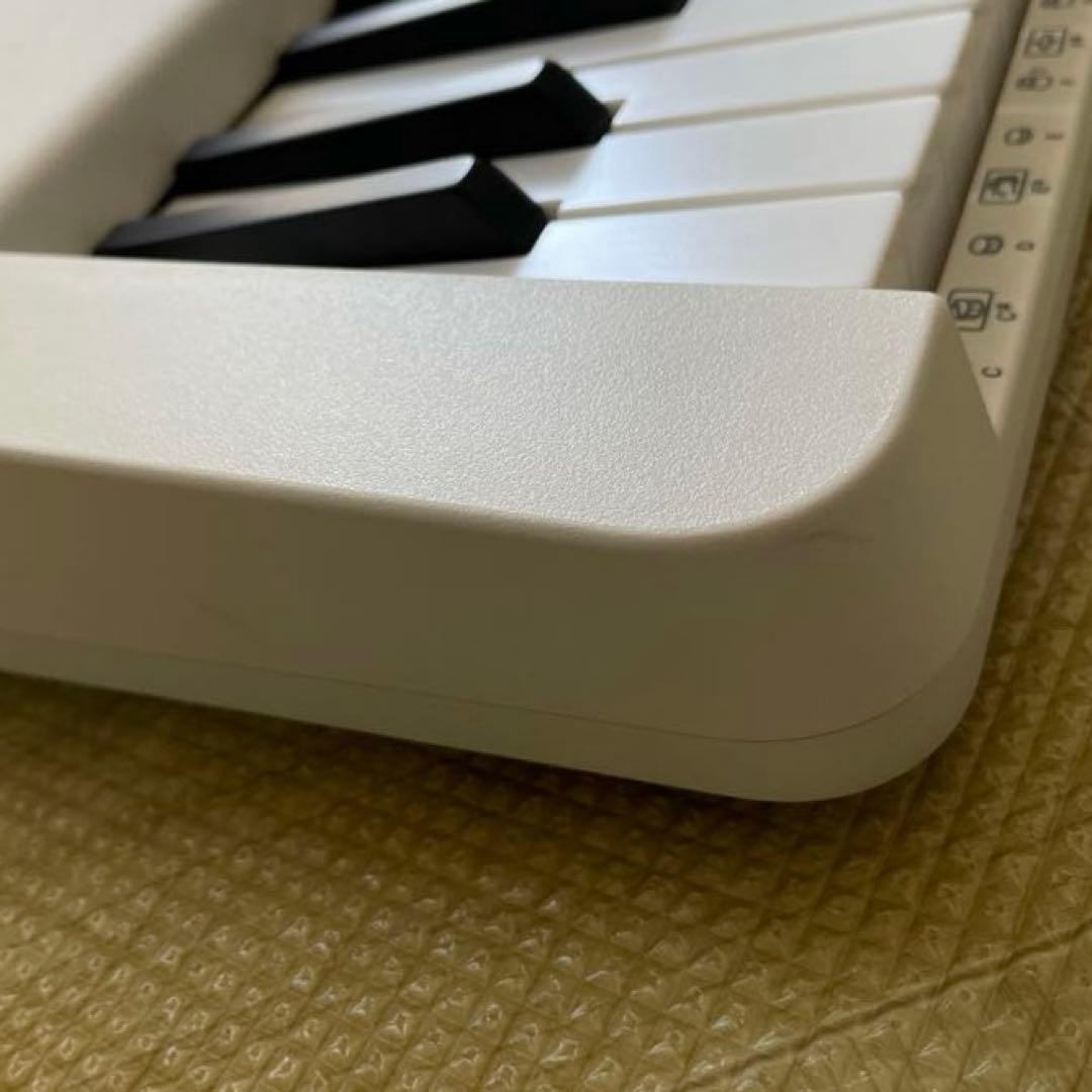 カシオ(CASIO)光ナビゲーション電子キーボード LK-520　61鍵盤