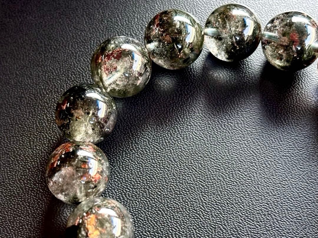 夢幻品質　超秘蔵放出　無限の生命と大いなる財運を象徴する守護石　幻の龍神庭園水晶