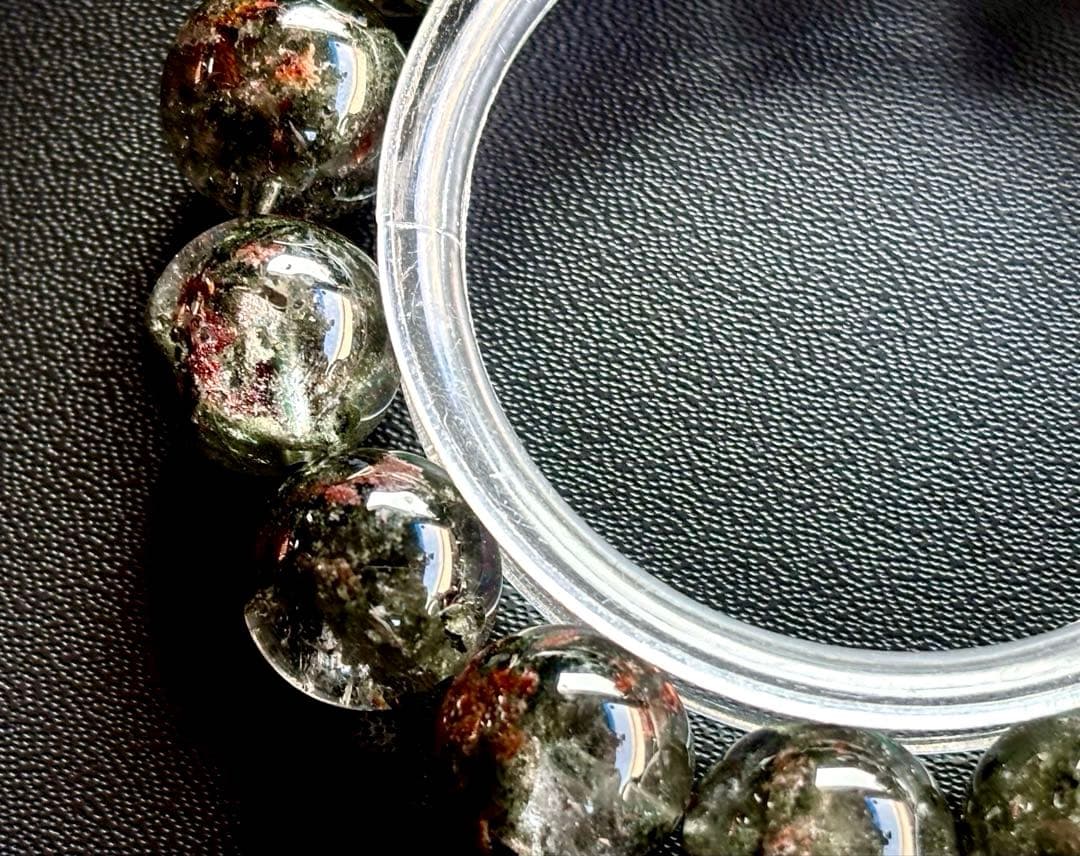 夢幻品質　超秘蔵放出　無限の生命と大いなる財運を象徴する守護石　幻の龍神庭園水晶