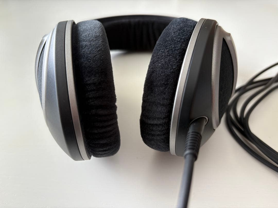 美品　変換プラグ付属 オープン型　SENNHEISER HD559 ヘッドホン