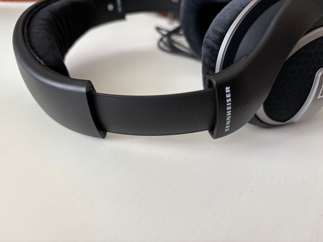 美品　変換プラグ付属 オープン型　SENNHEISER HD559 ヘッドホン