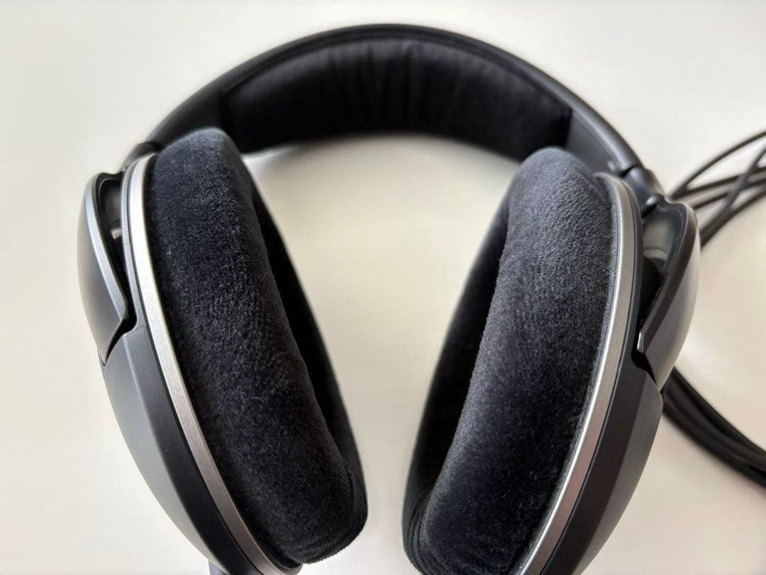 美品　変換プラグ付属 オープン型　SENNHEISER HD559 ヘッドホン