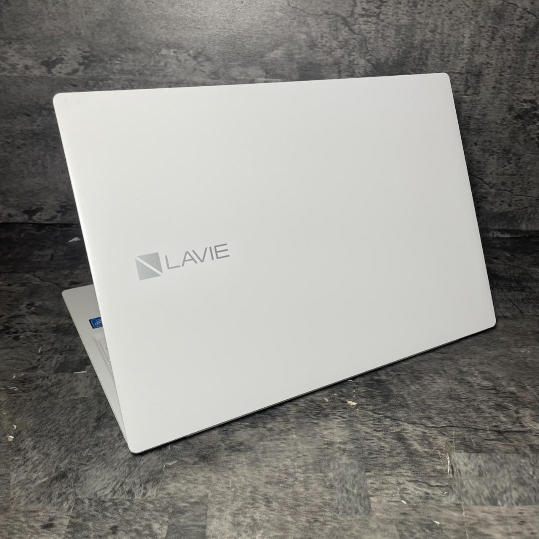 ★Windows11 最新オフィス2024 SSD　初期設定済すぐつかえます美品