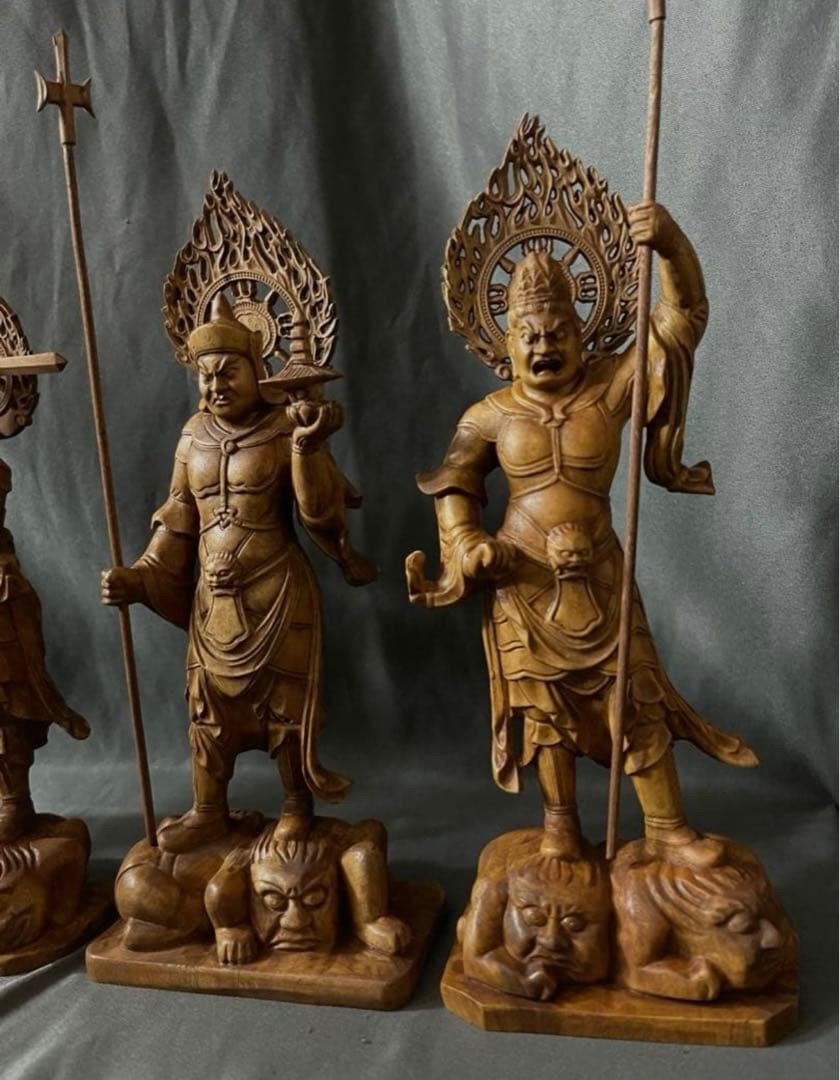 総柘植材　仏教工芸品　時代彫刻　一刀彫　極上彫　木彫仏像　四天王立像
