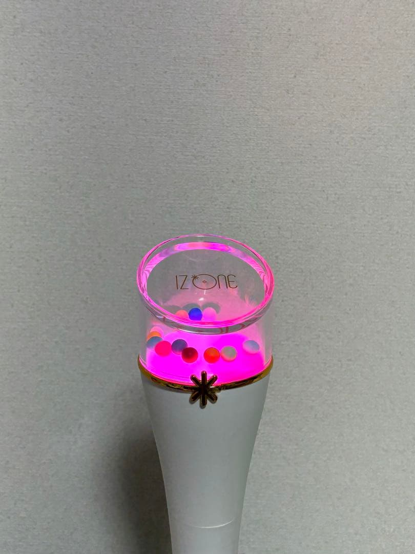 IZ*ONE 公式ペンライト