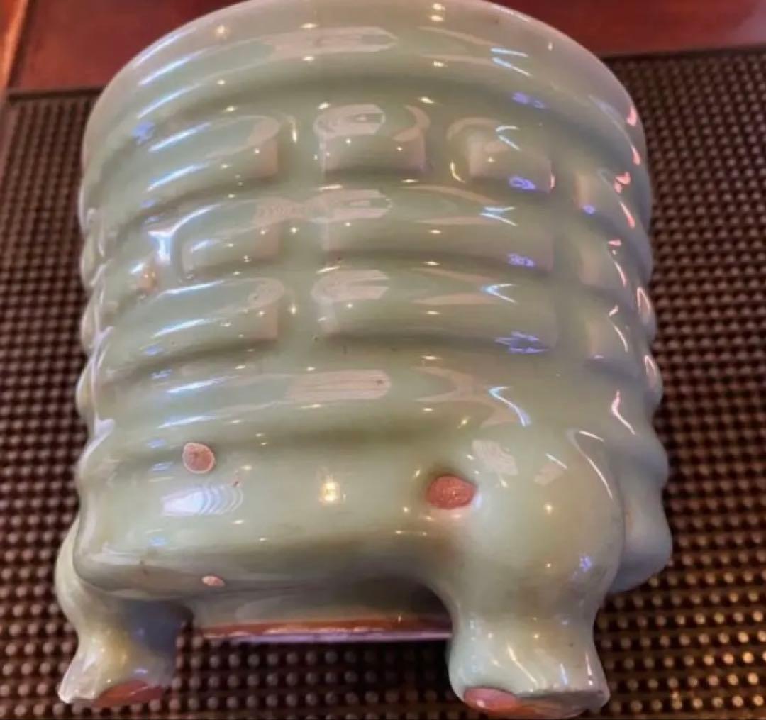 アンティーク・訳あり・青磁三脚香炉・白磁剣山付　２点セット レア