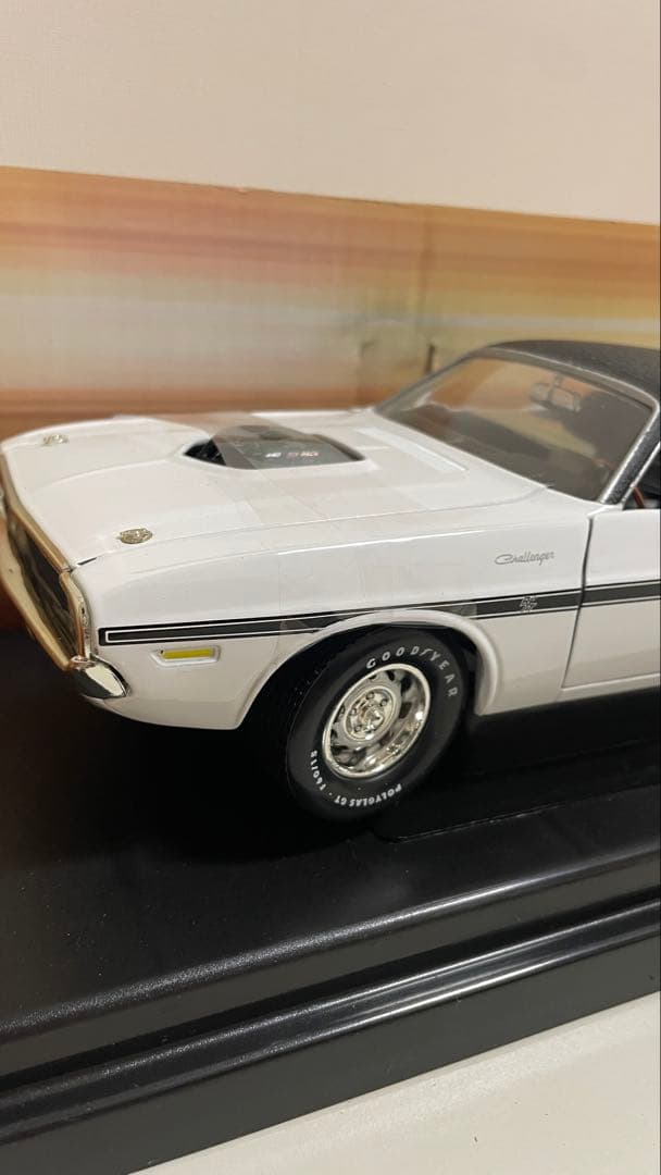 ミニカー 1970 Challenger R/T American Muscle