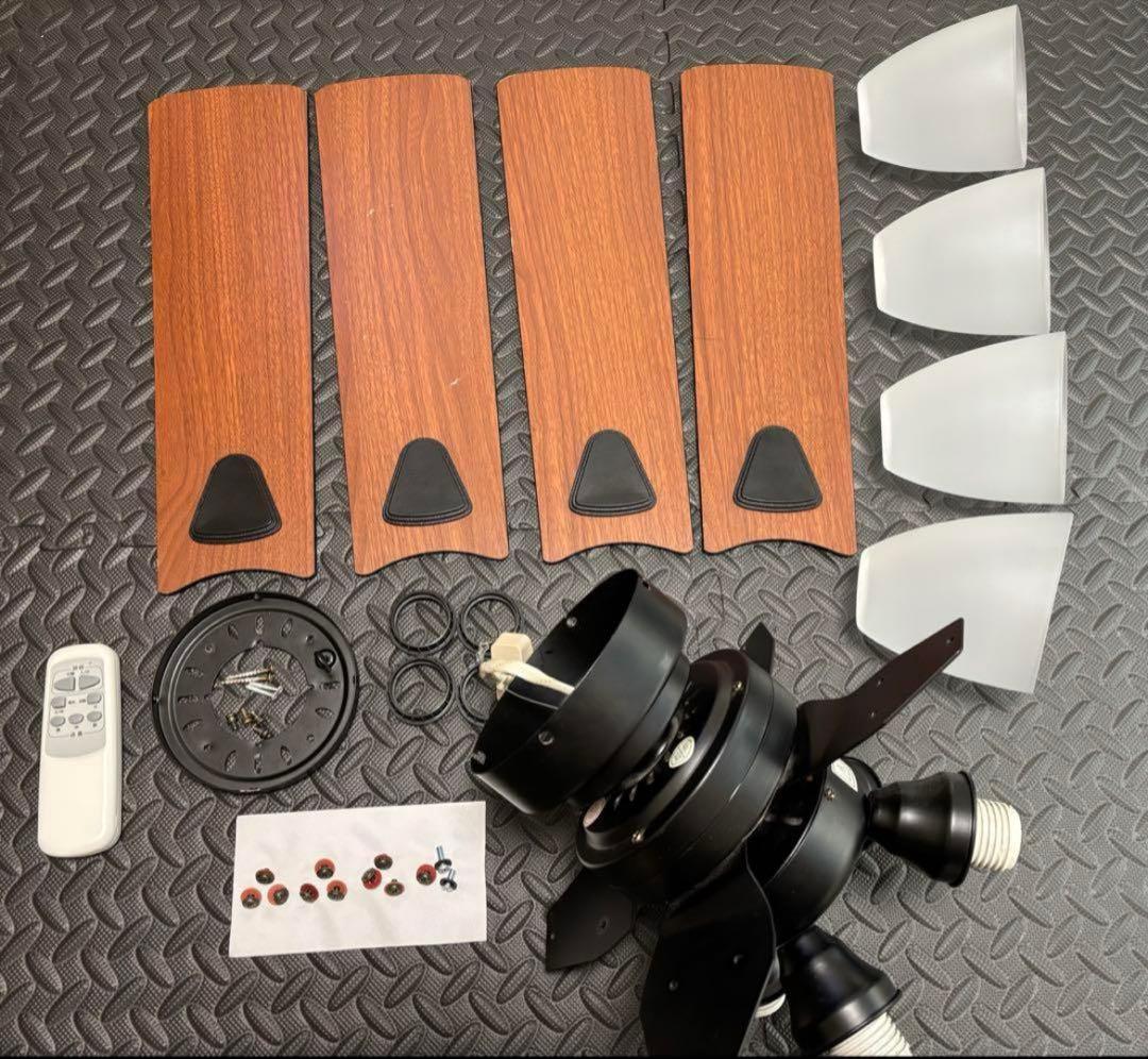 【3月13日まで限定値下げ】LOWYA 4灯シーリングファン　ブラウン＆ブラック