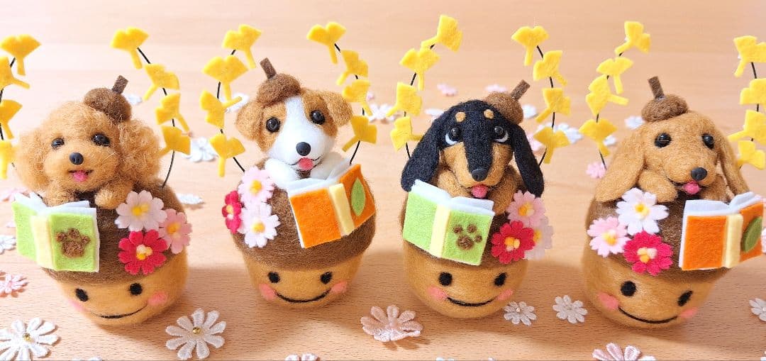 ✨秋限定・読書の秋 ダックス✨ブラックタン 犬 ぬいぐるみ 羊毛フェルト 11月