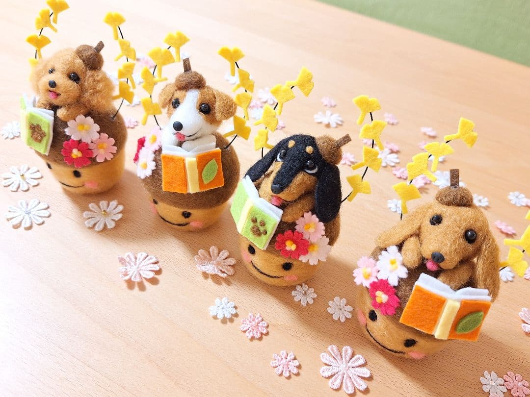 ✨秋限定・読書の秋 ダックス✨ブラックタン 犬 ぬいぐるみ 羊毛フェルト 11月