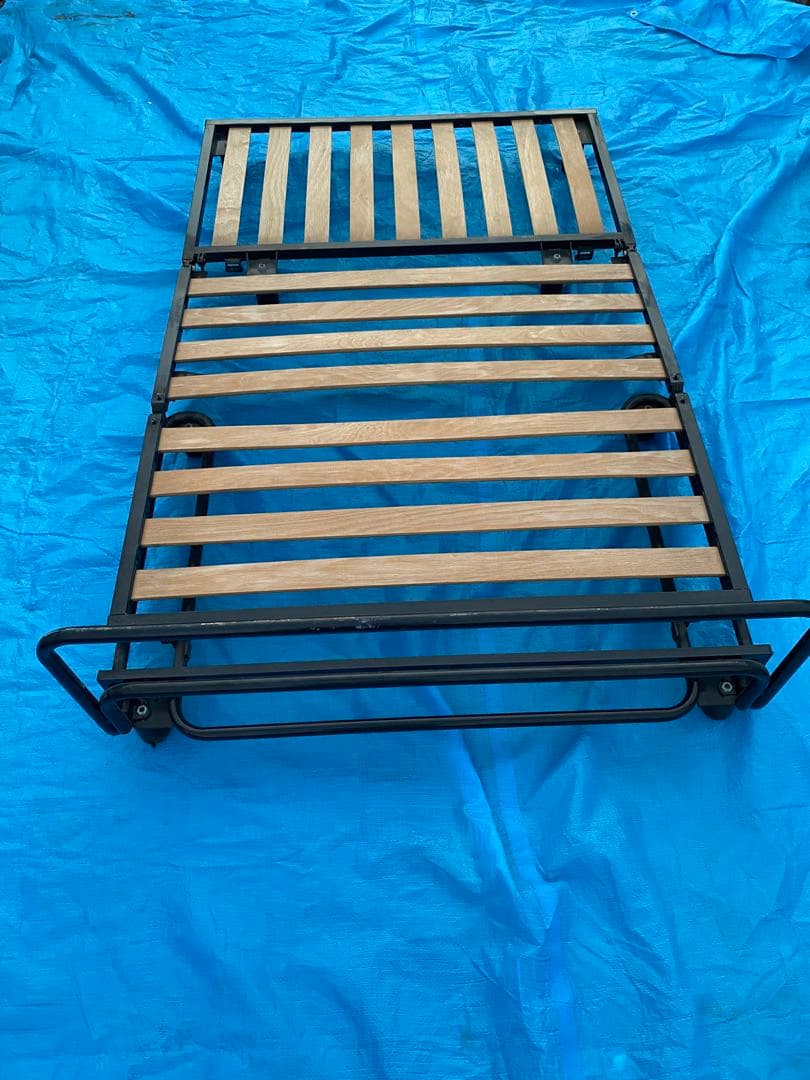 ベッド　鉄➕木材　引き取り限定