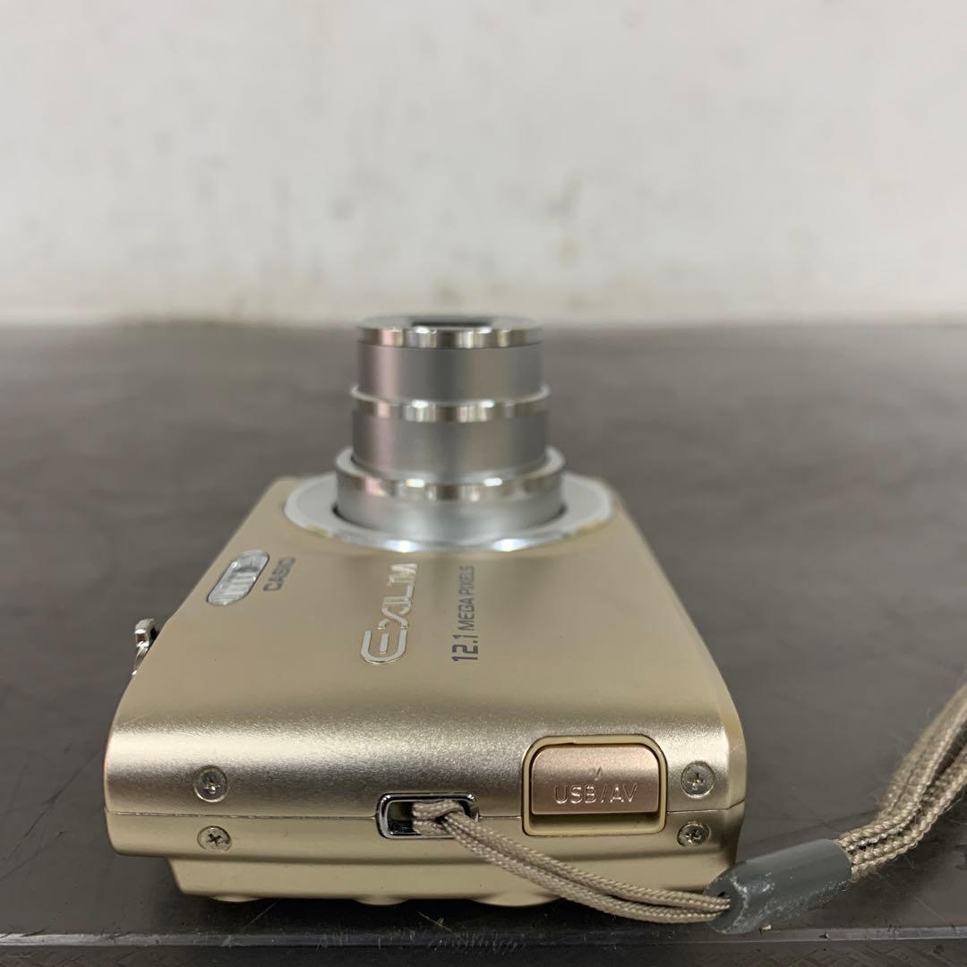 CASIO EXILIM 12.1メガピクセル デジタルカメラ EX-Z400