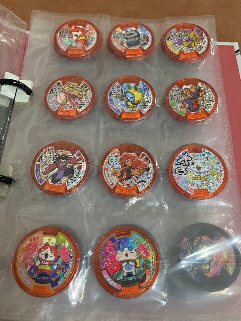 妖怪ウォッチ DXセット バインダー付き　妖怪メダルまとめ売り　メダル1081枚