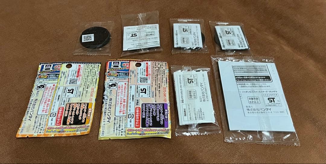 妖怪ウォッチ DXセット バインダー付き　妖怪メダルまとめ売り　メダル1081枚