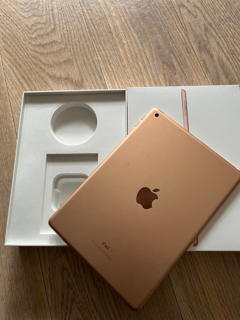 Apple iPad (第6世代) ローズゴールド 32GB【匿名】箱付き