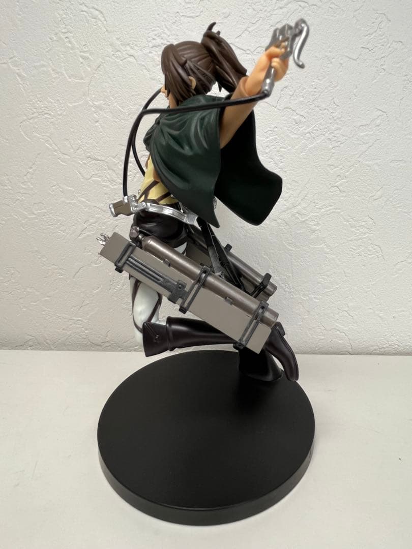 進撃の巨人 ハンジゾエ 立体機動 フィギュア