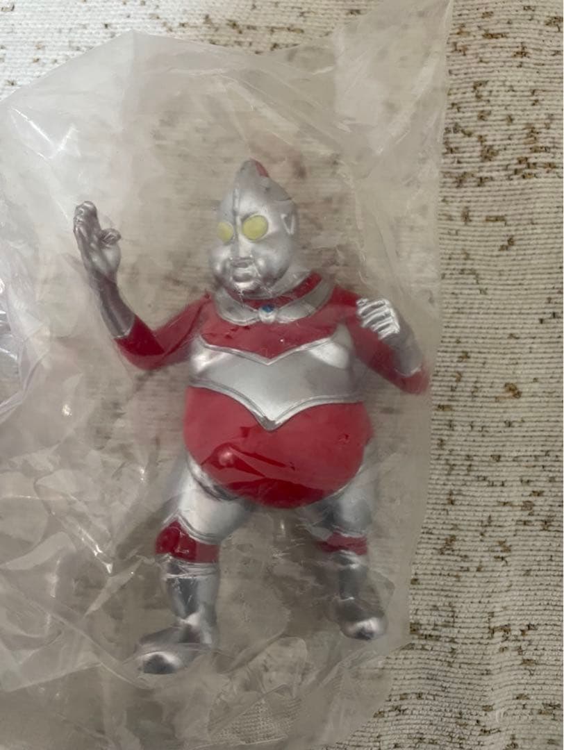 デブトラマン 4体コンプリート2セット8点です