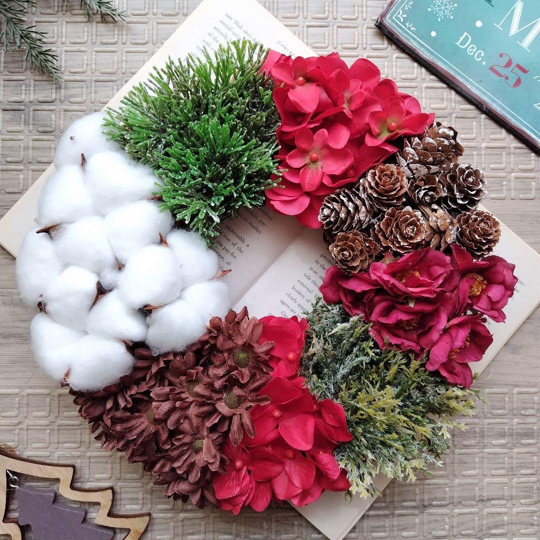 アネモネと木の実のクリスマスリース/クリスマスカラーのドーナツリース