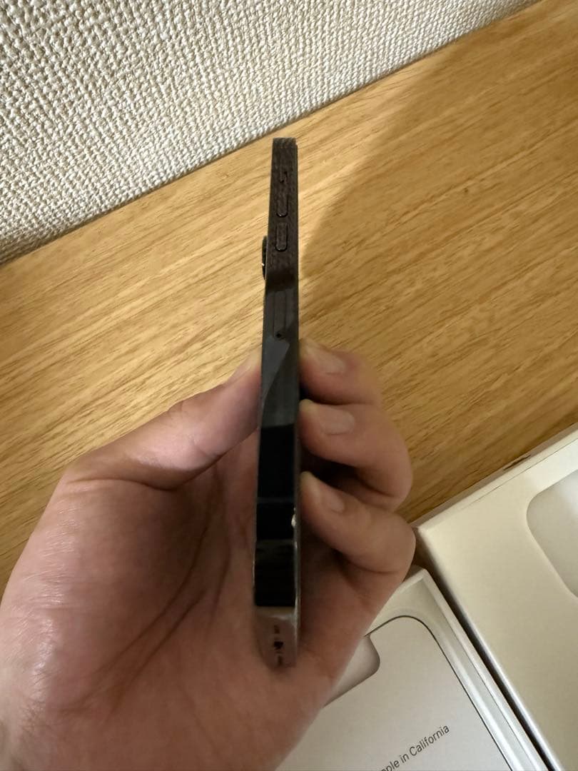 美品　iPhone14pro 256GB SIMフリー
