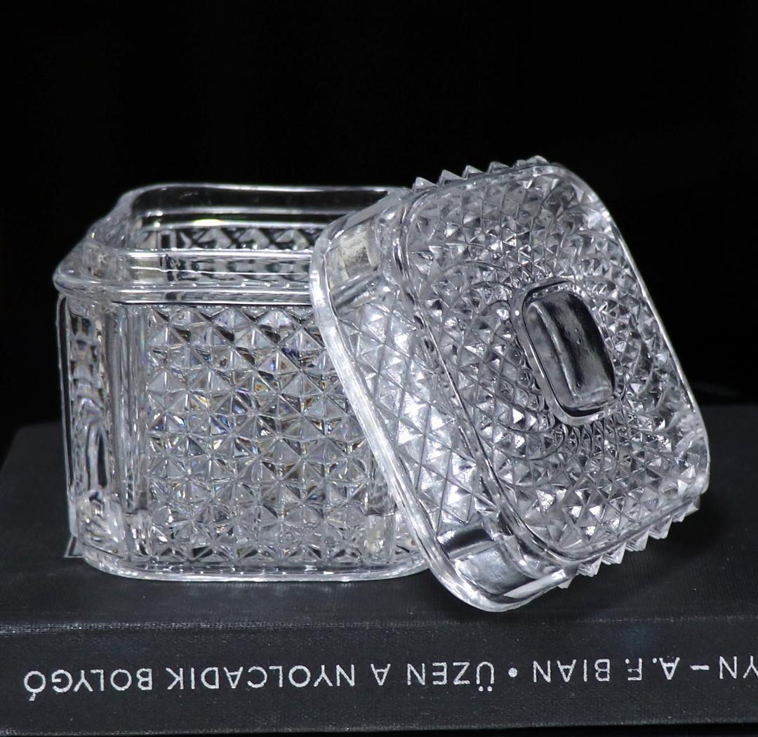 オールド・バカラ 稀少型 ディアマン・ビゾー スクエア型 蓋物 小物入れ