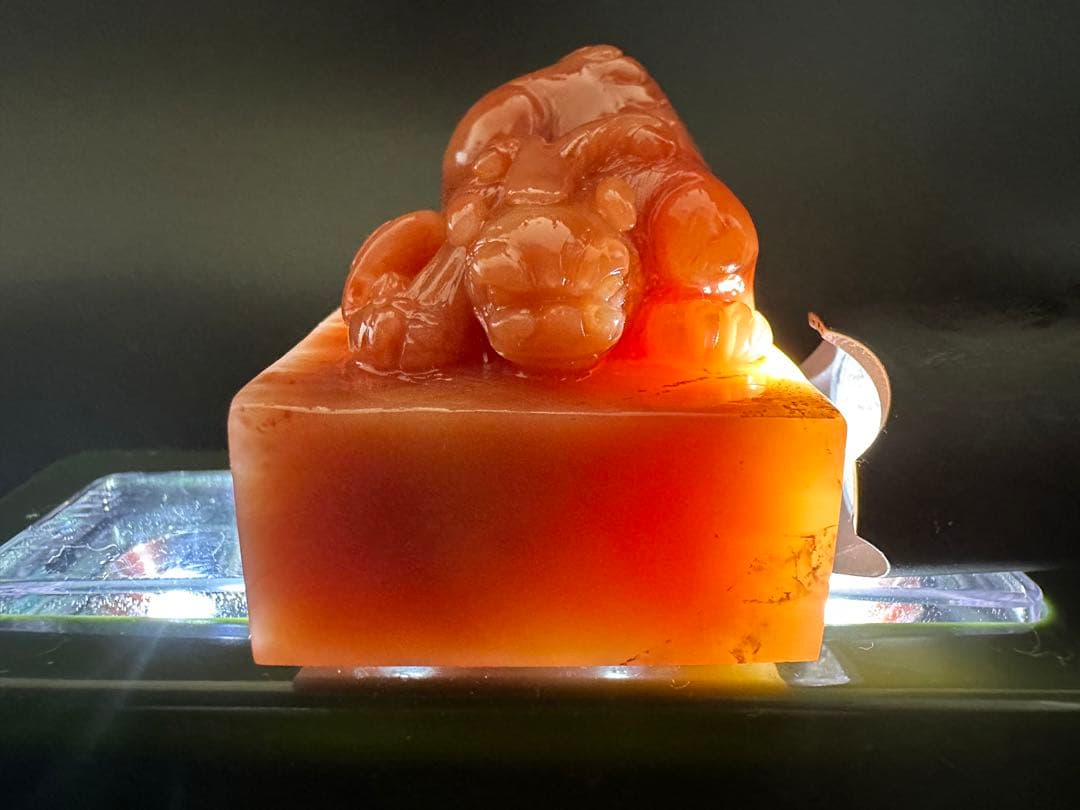 114 ラオス石　瑞獣貔貅　大印面　印材　印石　篆刻　書道　落款　雅号　箱付き