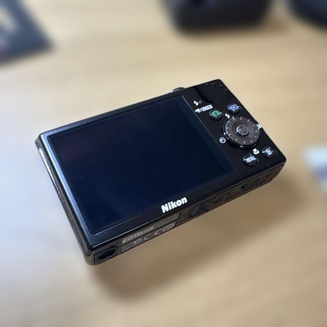 COOLPIX S640 Nikon 美品 完動品 SDカード2GB付き　ニコン