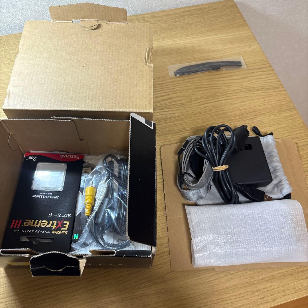 COOLPIX S640 Nikon 美品 完動品 SDカード2GB付き　ニコン