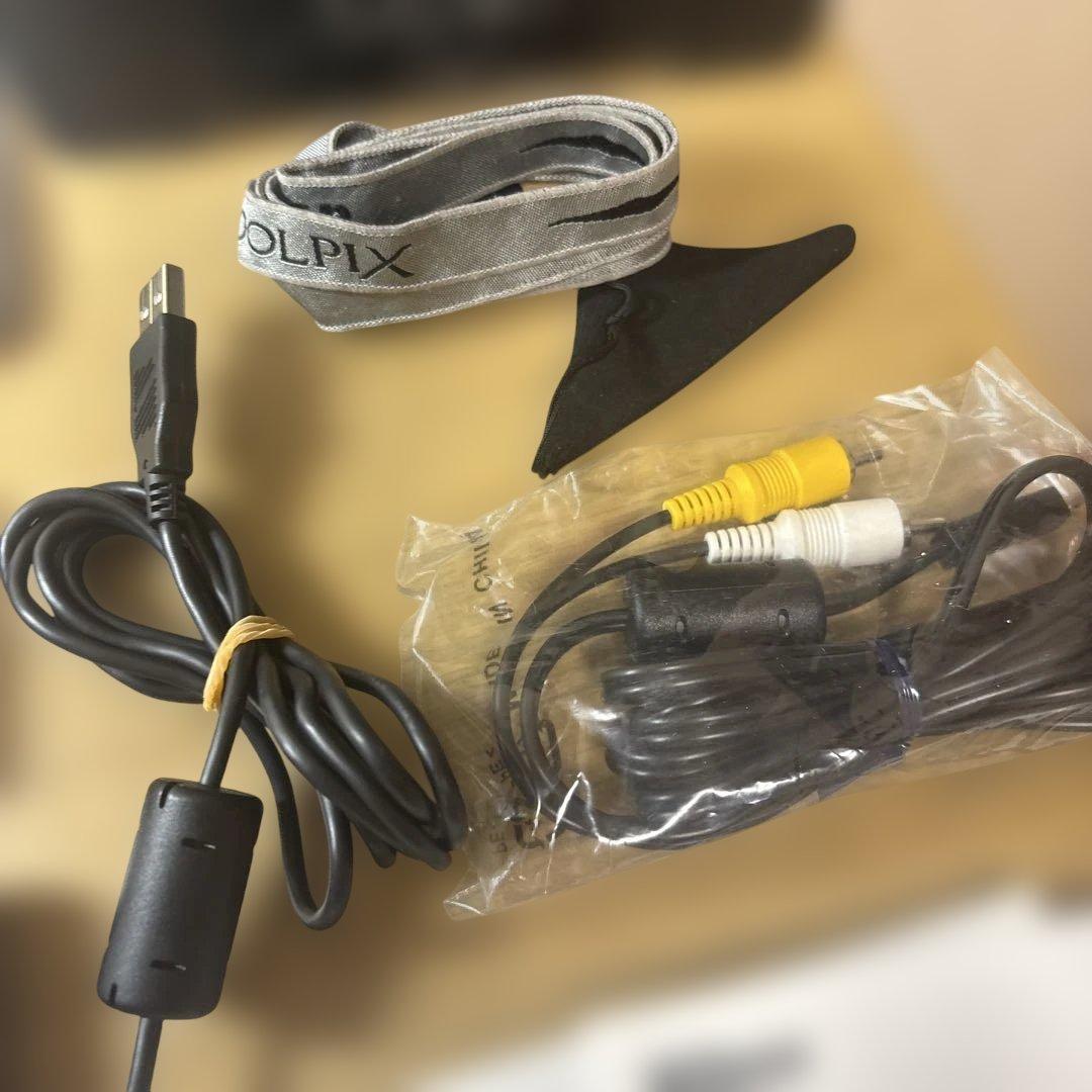 COOLPIX S640 Nikon 美品 完動品 SDカード2GB付き　ニコン